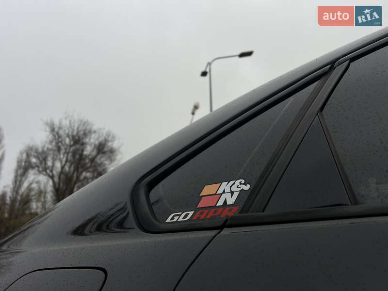 Седан Volkswagen Passat 2018 в Одессе