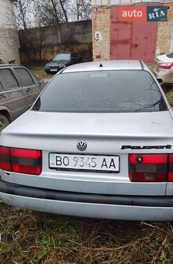 Універсал Volkswagen Passat 1996 в Тернополі