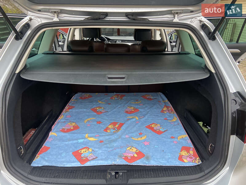 Универсал Volkswagen Passat 2016 в Яворове