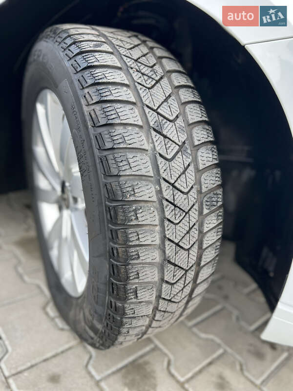 Универсал Volkswagen Passat 2021 в Дубно фото 8 Универсал Volkswagen Passat 2021 в Дубно