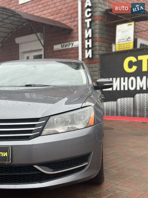 Седан Volkswagen Passat 2014 в Чернигове