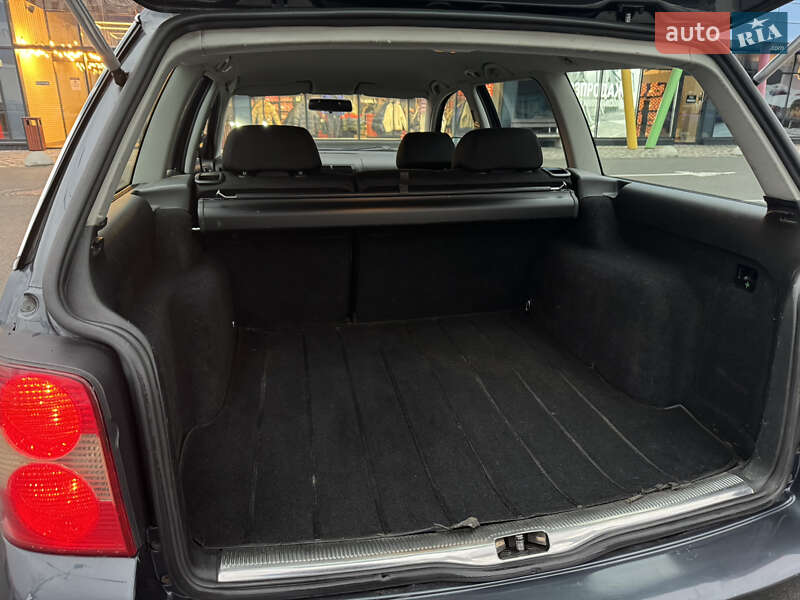 Универсал Volkswagen Passat 2001 в Киеве