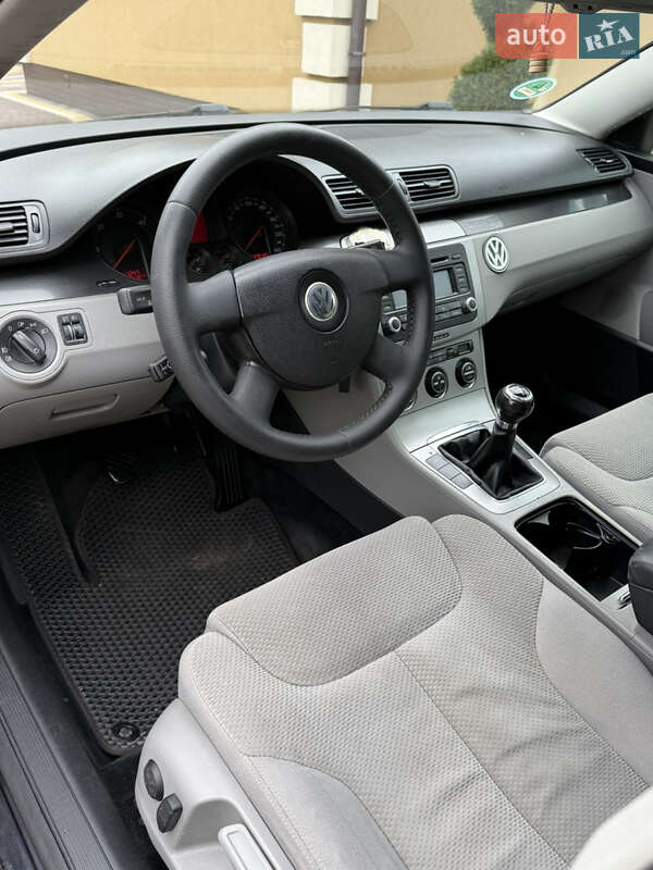 Универсал Volkswagen Passat 2005 в Косове