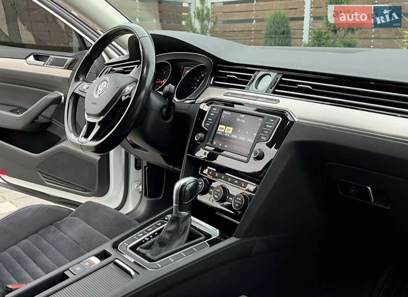 Седан Volkswagen Passat 2016 в Стрию фото 26 Седан Volkswagen Passat 2016 в Стрию