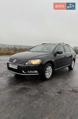 Універсал Volkswagen Passat 2012 в Бару