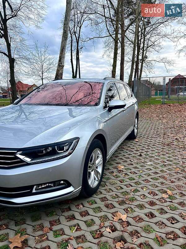 Універсал Volkswagen Passat 2015 в Мукачевому