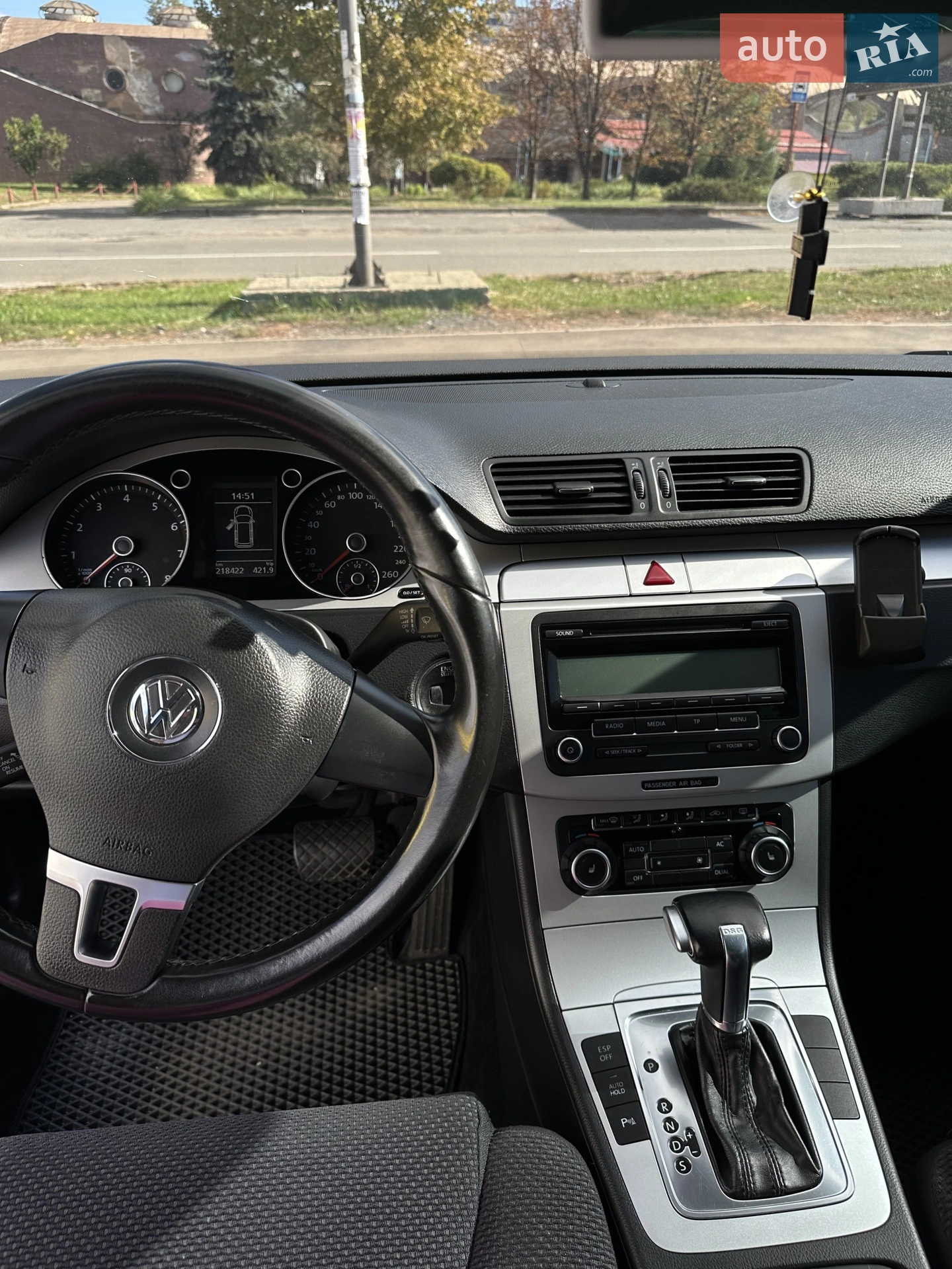 2010 Volkswagen Passat - мініатюра 8