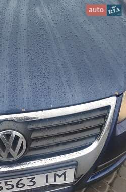 Універсал Volkswagen Passat 2010 в Вінниці