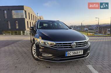Универсал Volkswagen Passat 2020 в Львове