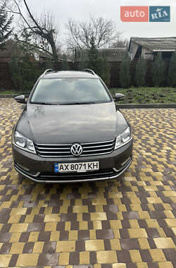 Универсал Volkswagen Passat 2014 в Харькове