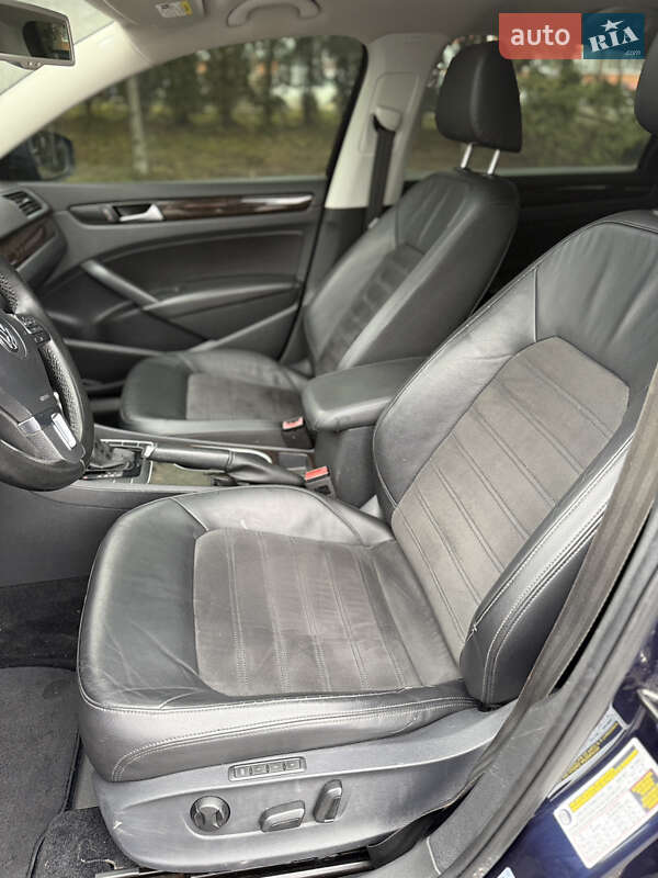 Седан Volkswagen Passat 2014 в Тернополе