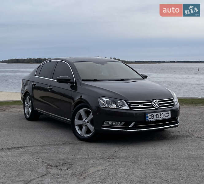 Volkswagen Passat 2011