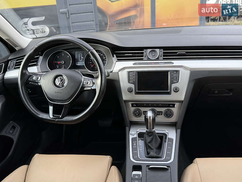 Універсал Volkswagen Passat 2015 в Стрию фото 36 Універсал Volkswagen Passat 2015 в Стрию
