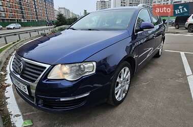 Универсал Volkswagen Passat 2008 в Киеве