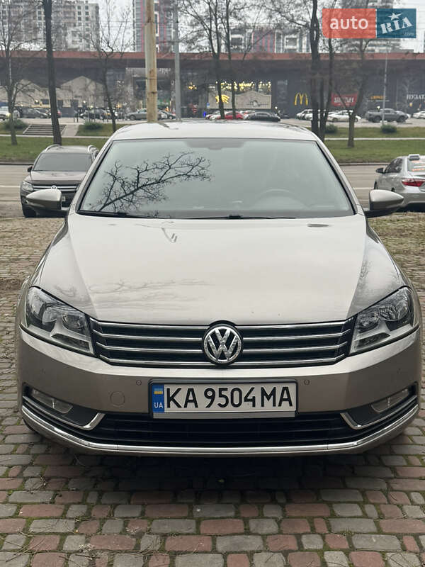 Volkswagen Passat 2013