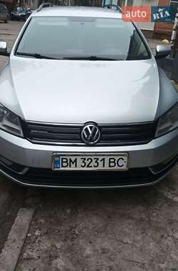 Универсал Volkswagen Passat 2011 в Сумах