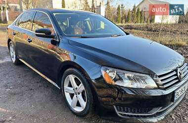 Седан Volkswagen Passat 2013 в Пустомытах