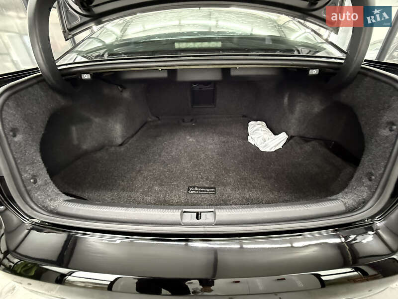 Седан Volkswagen Passat 2015 в Києві фото 14 Седан Volkswagen Passat 2015 в Києві