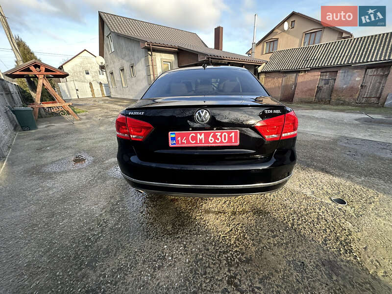 Седан Volkswagen Passat 2014 в Ровно