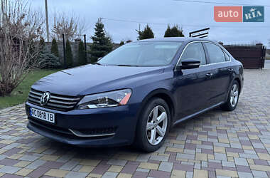 Седан Volkswagen Passat 2013 в Луцьку