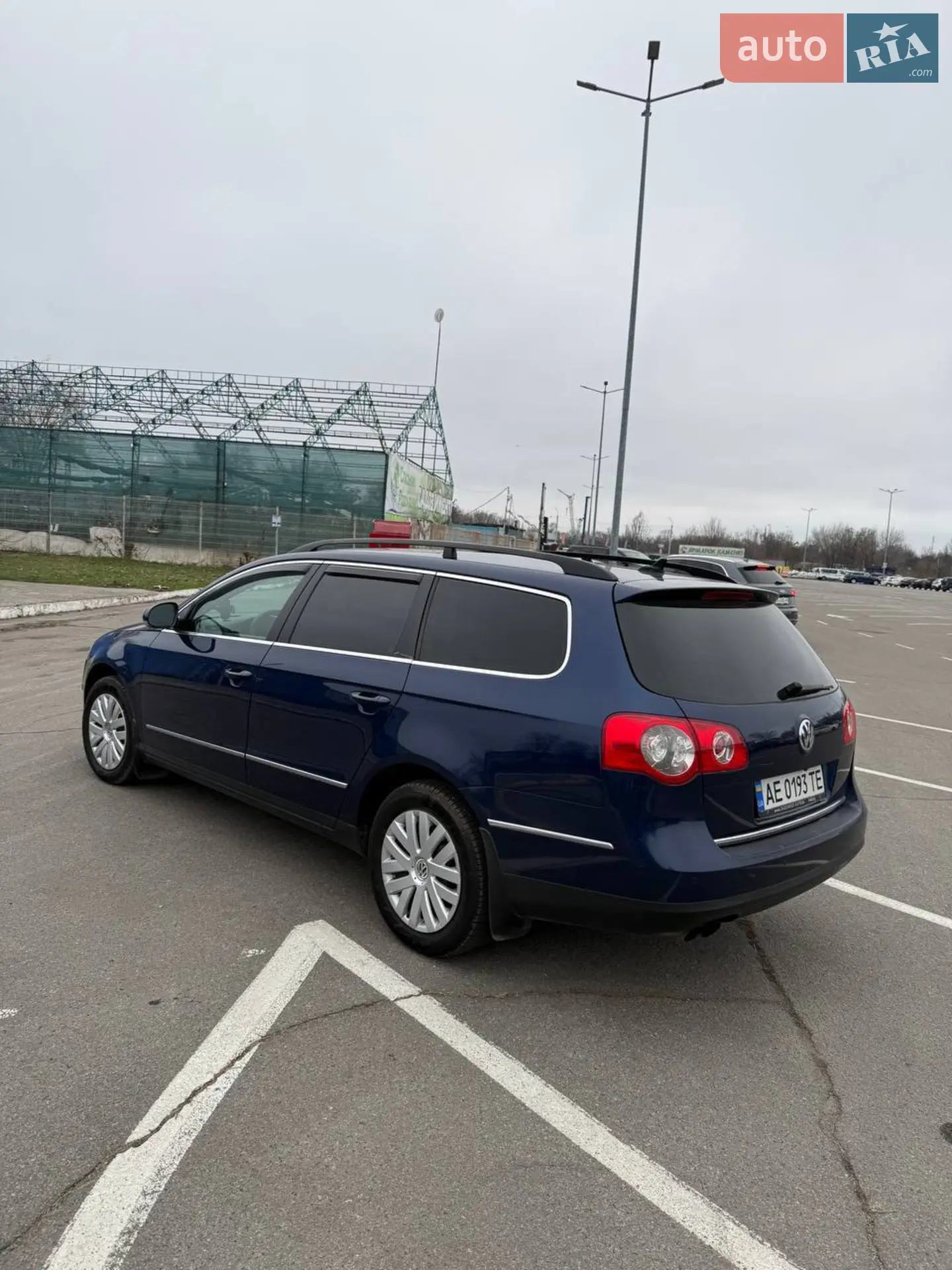2010 Volkswagen Passat - мініатюра 5