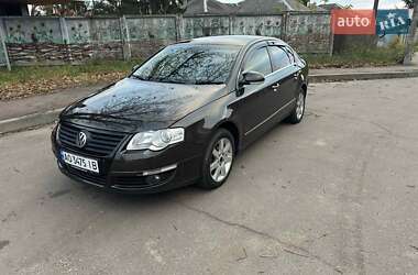 Седан Volkswagen Passat 2006 в Бердичеве