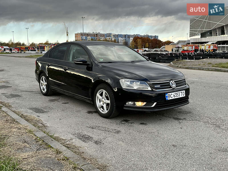Volkswagen Passat 2011 Volkswagen Passat 2011