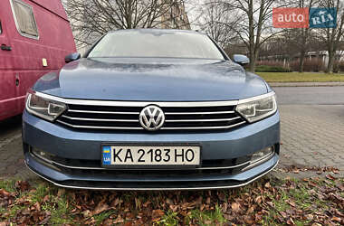 Универсал Volkswagen Passat 2015 в Львове