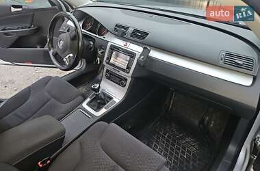 Универсал Volkswagen Passat 2010 в Ужгороде