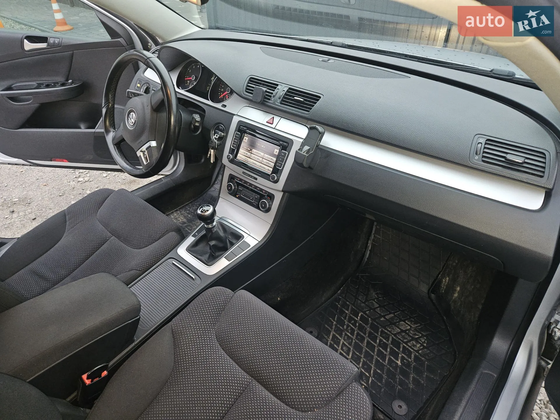 2010 Volkswagen Passat - мініатюра 13