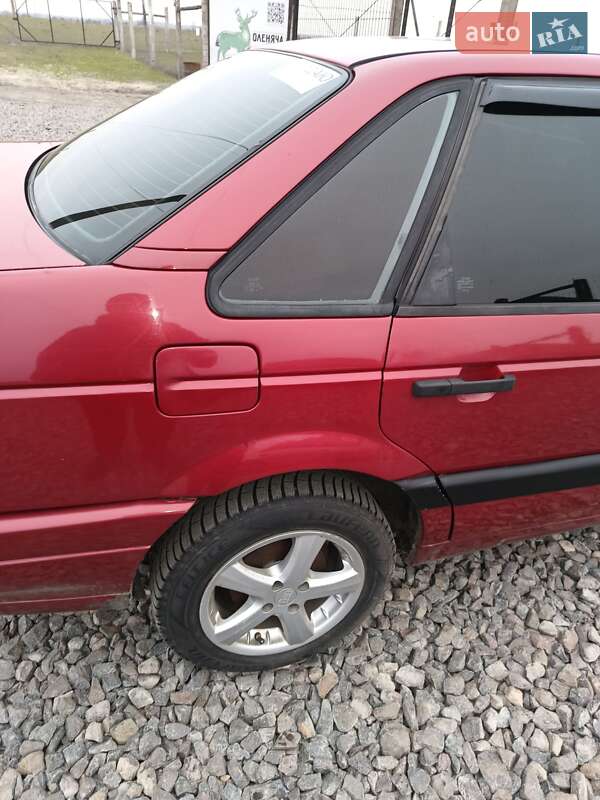 Седан Volkswagen Passat 1989 в Сарнах фото 6 Седан Volkswagen Passat 1989 в Сарнах