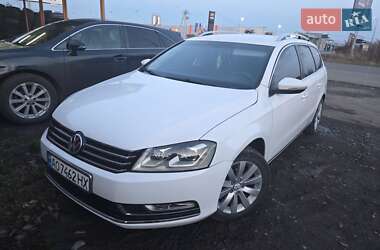 Универсал Volkswagen Passat 2012 в Хусте