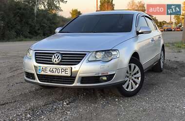 Седан Volkswagen Passat 2010 в Днепре