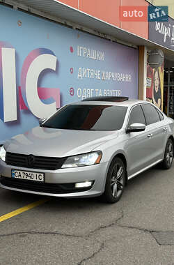 Седан Volkswagen Passat 2014 в Києві