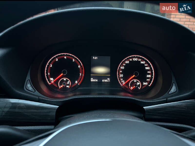 Volkswagen Passat 2021