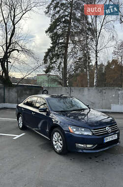 Седан Volkswagen Passat 2015 в Киеве