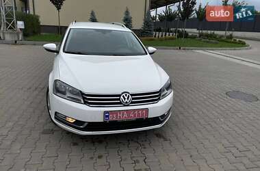 Универсал Volkswagen Passat 2011 в Луцке