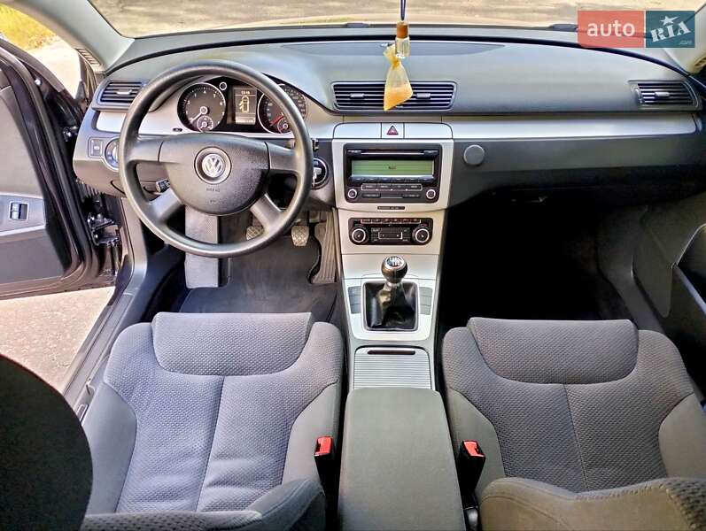 Универсал Volkswagen Passat 2010 в Барышевке фото 18 Универсал Volkswagen Passat 2010 в Барышевке