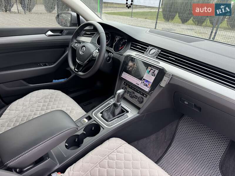 Седан Volkswagen Passat 2017 в Полтаві фото 10 Седан Volkswagen Passat 2017 в Полтаві