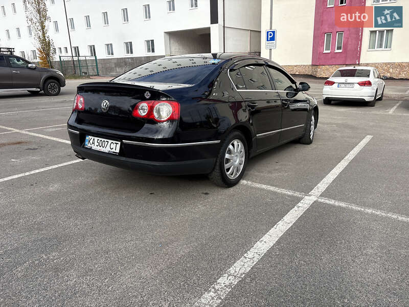 Седан Volkswagen Passat 2006 в Києві