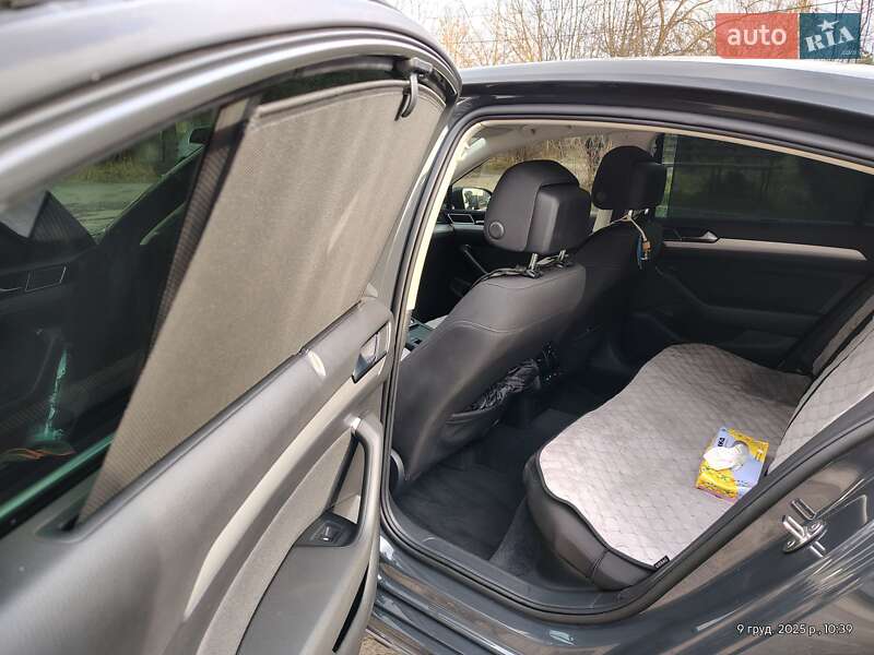 Седан Volkswagen Passat 2019 в Дрогобыче