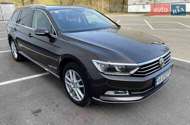 Универсал Volkswagen Passat 2017 в Киеве