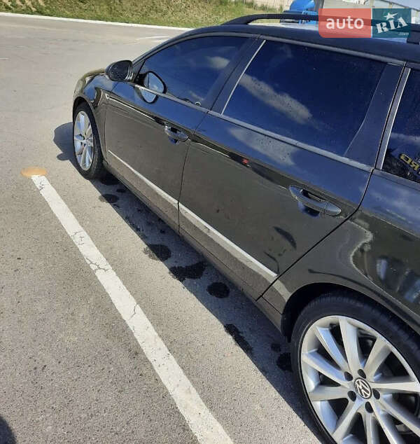 Седан Volkswagen Passat 2008 в Киеве