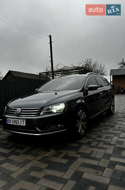 Универсал Volkswagen Passat 2012 в Березному