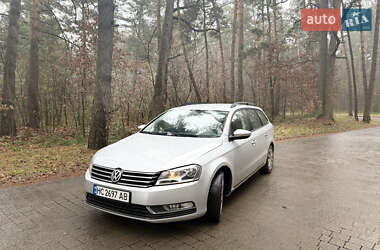 Універсал Volkswagen Passat 2013 в Львові