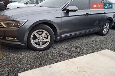 Универсал Volkswagen Passat 2015 в Малой Виске