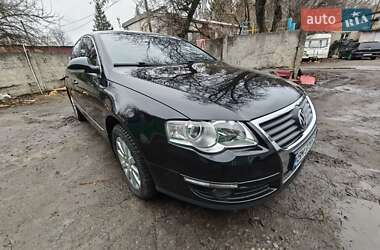 Седан Volkswagen Passat 2006 в Сумах