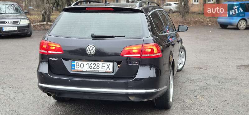 Універсал Volkswagen Passat 2011 в Хмельницькому