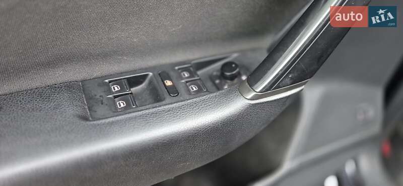 Універсал Volkswagen Passat 2011 в Хмельницькому