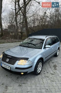 Универсал Volkswagen Passat 2003 в Черновцах